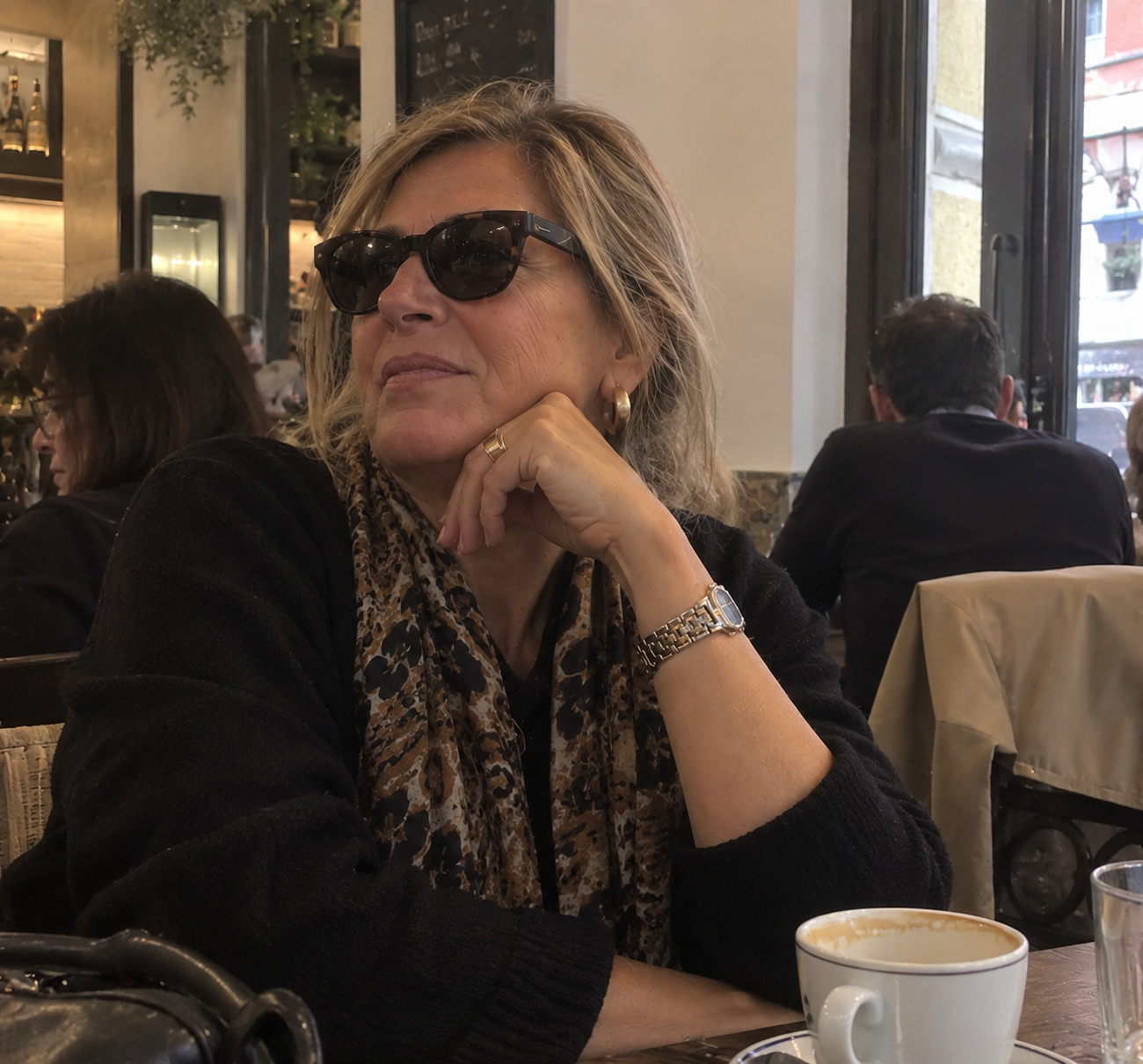 Carmen de Luna, consultora espiritual con 24 años de experiencia